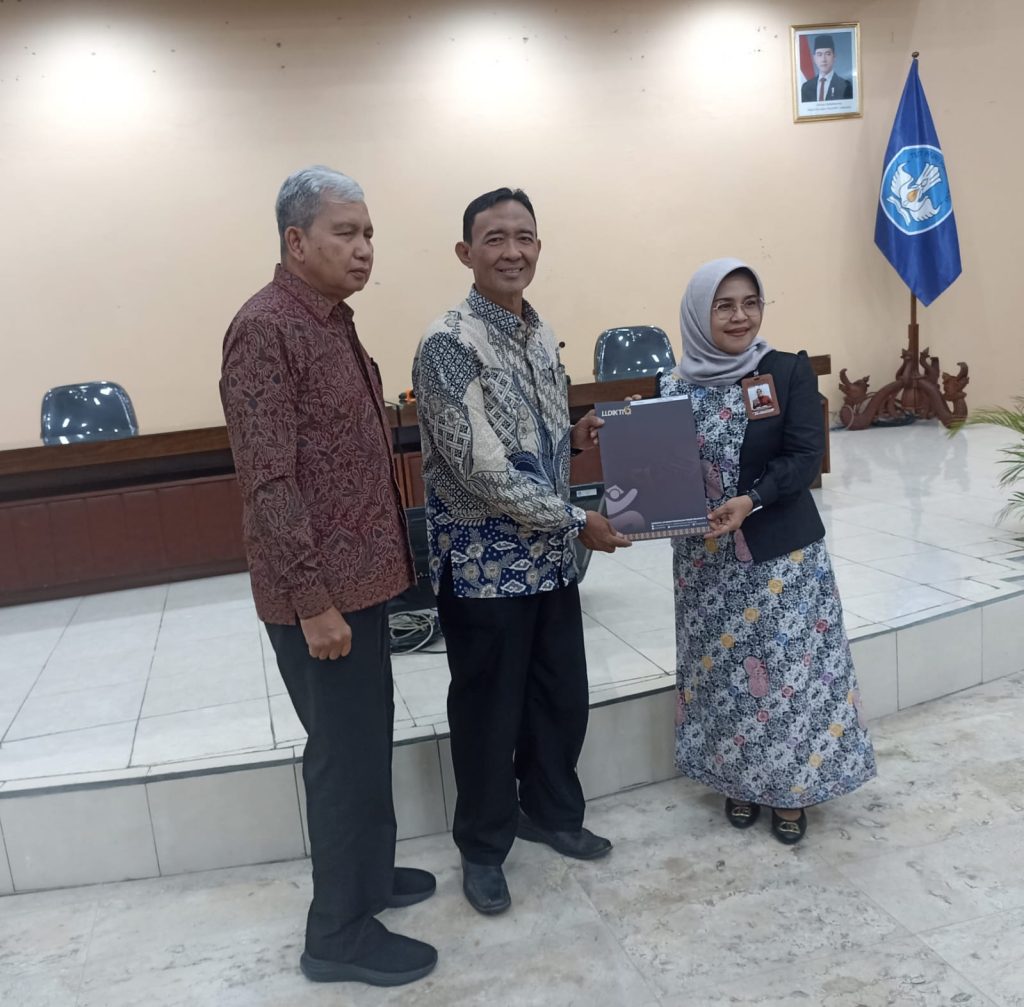 Dosen STIEPARI Raih Jabatan Lektor Kepala, Perkuat Komitmen Pengembangan Akademik